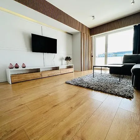 Apartment Kharisma Apartment-free Parking-ultracentral *