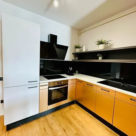Apartment Kharisma Apartment-free Parking-ultracentral *