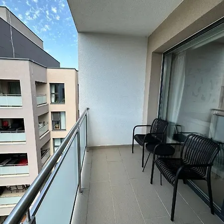 Apartment Kharisma Apartment-free Parking-ultracentral *